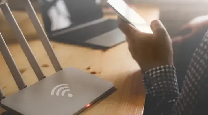 Modem w tablecie - Klucz do mobilnego internetu i jego funkcje